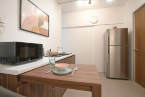 Cove Hollywood apartment kitchen area