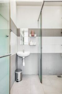 Hmlet Tiong Bahru Road bathroom