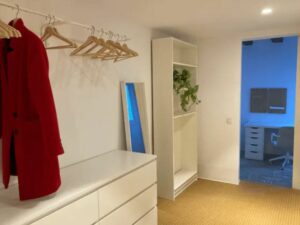 Enso co-living carme 30 II room amenities